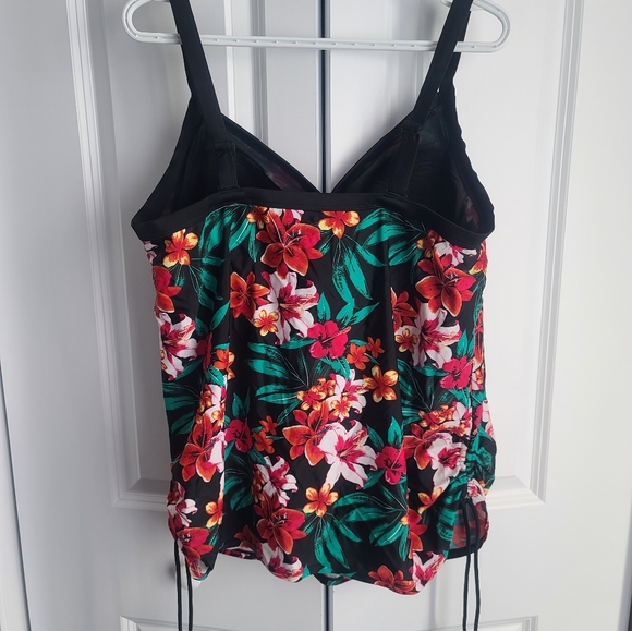 Additionelle Plus Hibiscus Floral Tankini Top - Picture 4 of 5